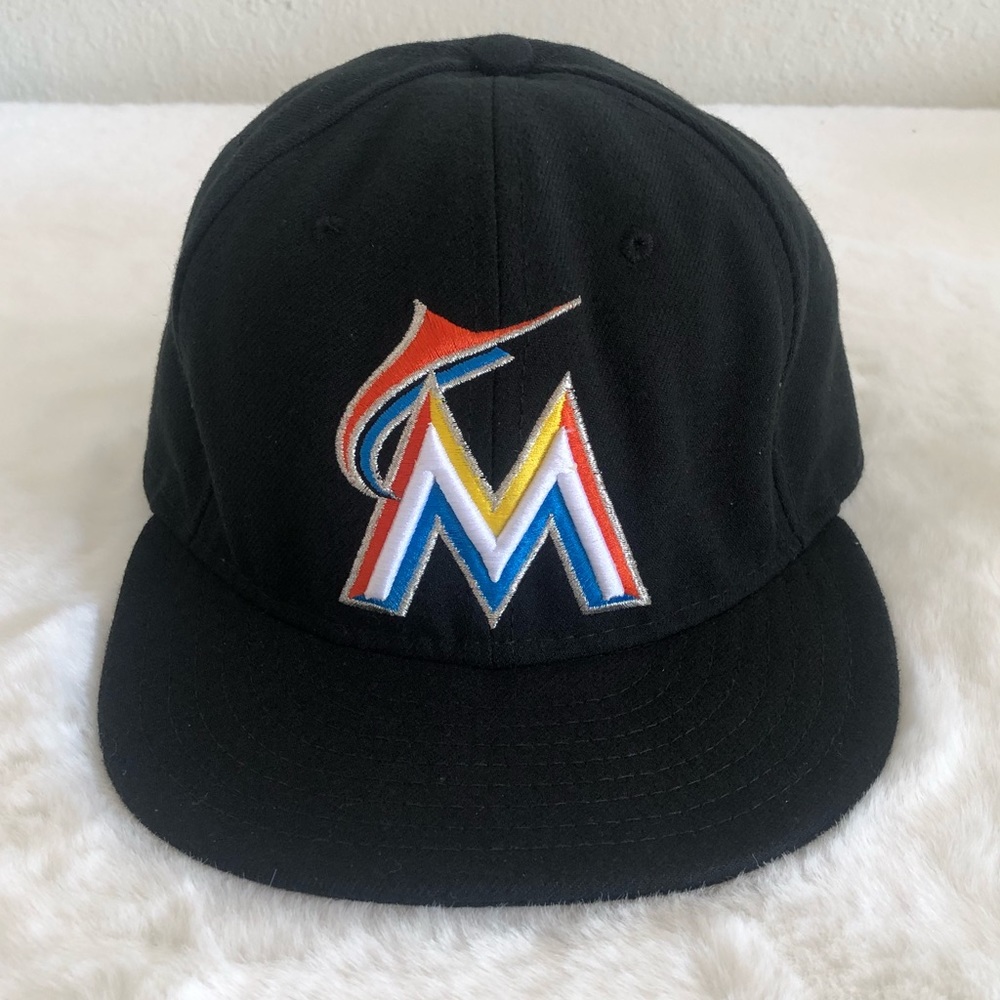 New Era Fitted Miami Marlins Baseball Hat 7 1/2